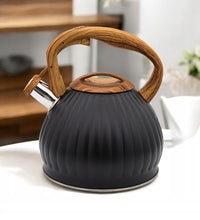 Afbeelding in Gallery-weergave laden, Meyerhoff Fluitketel 3 Liter – RVS Zwart Mat – Met Fluitje – Houtlook Handgreep – Inductie &amp; Gas MH-4141