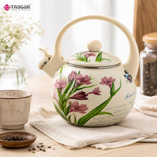 Afbeelding in Gallery-weergave laden, Meyerhoff Fluitketel 2,2 Liter – Emaille Waterketel – Inductie – Krokus