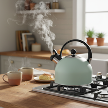 Afbeelding in Gallery-weergave laden, Altom Design Hot Drop Fluitketel 2,5 L – RVS – Glans Mint Groen – Inductie &amp; Alle Warmtebronnen