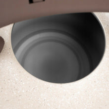 Afbeelding in Gallery-weergave laden, Florina Lava fluitketel RVS beige / bruin 2.5 Liter - ook geschikt voor inductie